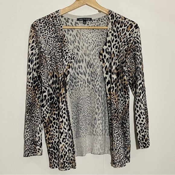 Cable and Gauge animal print leopard button down cardigan sweater. Size S - Picture 5 of 5